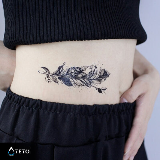 Pluma desintegrándose