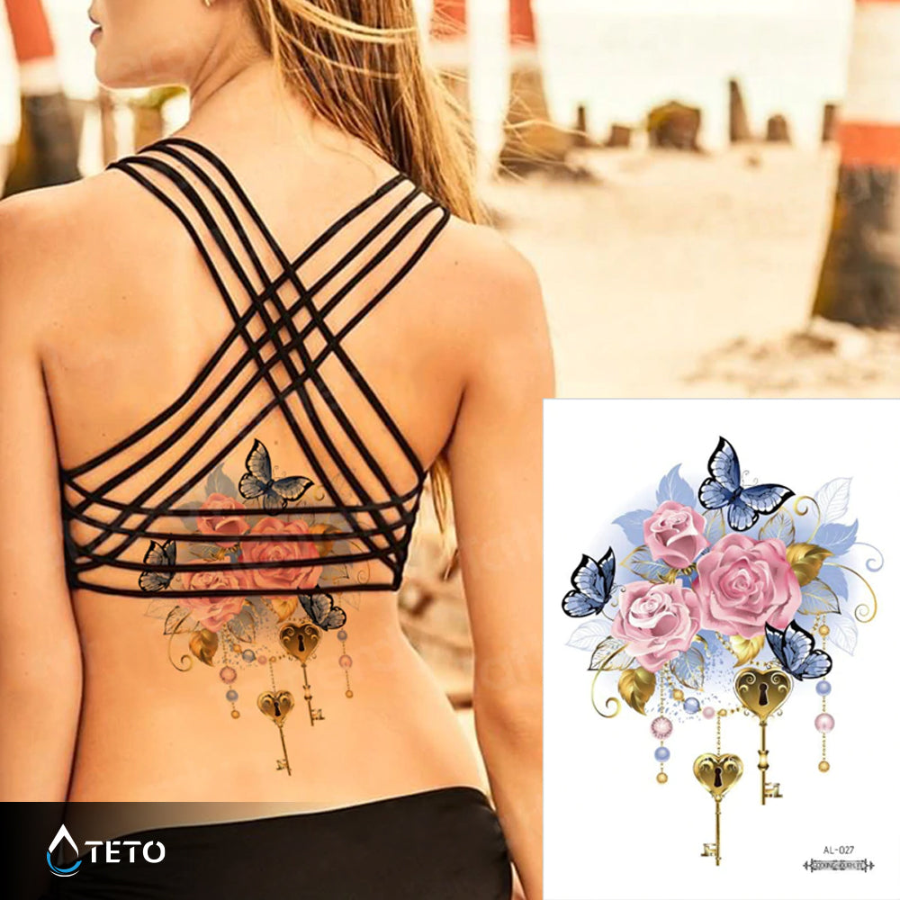 Rosas con mariposas y llaves